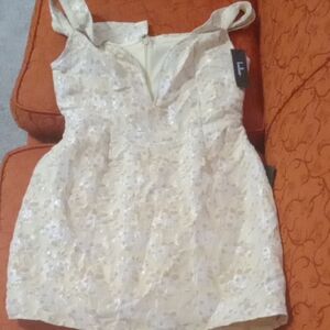Nwt Lulus Light Yellow Floral Dress